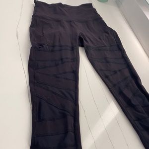 Lululemon mesh leggings